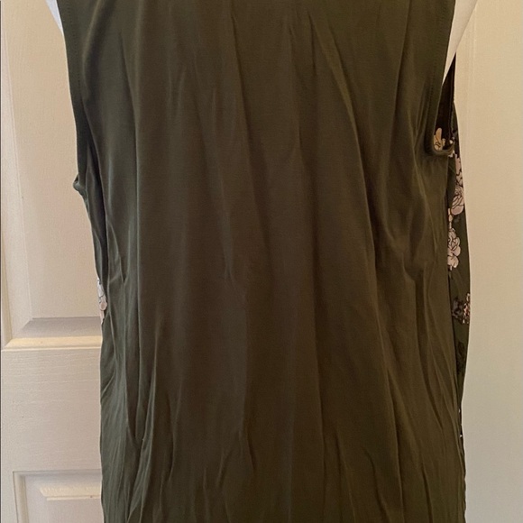 Sleeveless wrap top, v-neck, L - Picture 3 of 5